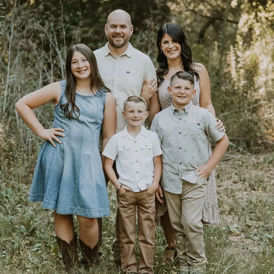 Tri Valley Roofing owner and family.